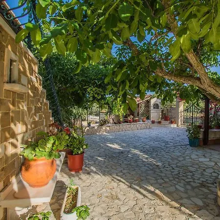 Porto Giardino Apartment